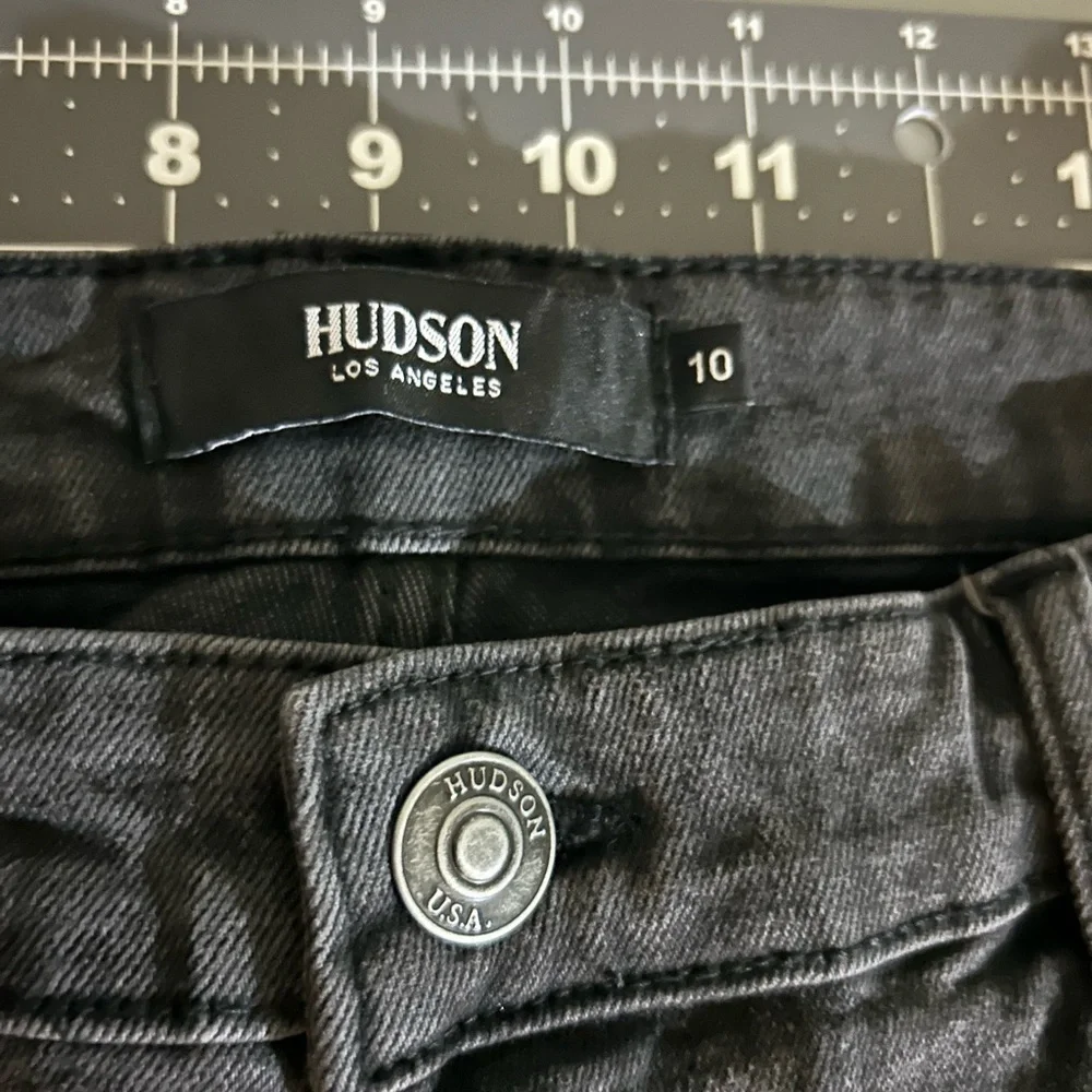 Hudson Jeans stylish charcoal